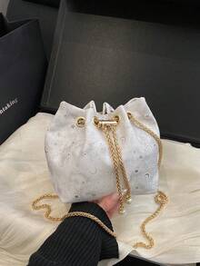 Túi xách nữ mini thời trang màu trơn, kiểu dáng xô, đa năng và thanh lịch, thích hợp để đi mua sắm, đựng ví, dành cho phụ nữ trẻ, sinh viên đại học, người mới vào nghề, nhân viên văn phòng. Rất phù hợp cho văn phòng, trường đại học, công việc, kinh doanh, đi làm, hoạt động ngoài trời, du lịch và dã ngoại. - trắng - Xem 4