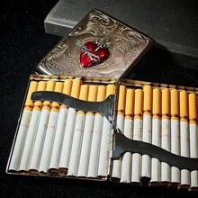 手工复古3D荆棘心形雕刻香烟盒，便携式收纳盒，吸烟配件，送给男友、女友、闺蜜的节日礼物 - 銀色 - 查看 5