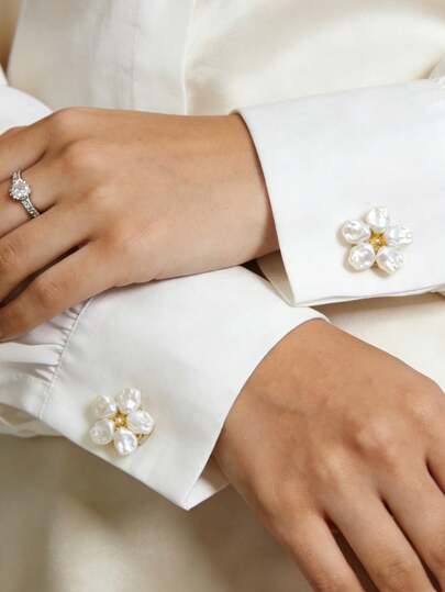 2pcs Fashionable Faux Pearl Flower Button Decoration, High-End Brooch Clothing Fastener, Lapel Pin, Tie Clip, Women's Accessory, Light Luxury And Delicate Women's Party Clothing Cufflink, Suitable For Daily Use, As A Gift For Friends, Couple Gifts, Family Gift