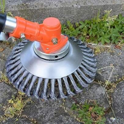 A Wire Wheel Gardening  Removal Brush Gear, Lawn Mower Tool, Garden Lawn Mower Gear, Roadside Polishing Lawn Mower Head Gear, Rotating  Removal Brush, Wire Cutting Wheel, Wire Wheel  Removal Head