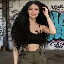 超长深波浪卷发自然黑色合成蕾丝前假发 – 13x4x1 透明高清蕾丝中分，耐热纤维，逼真蓬松卷发假发，适合女性日常佩戴、派对、角色扮演、Y2K 和街头风格，无需胶水即可佩戴。 - 黑色 - 查看 12