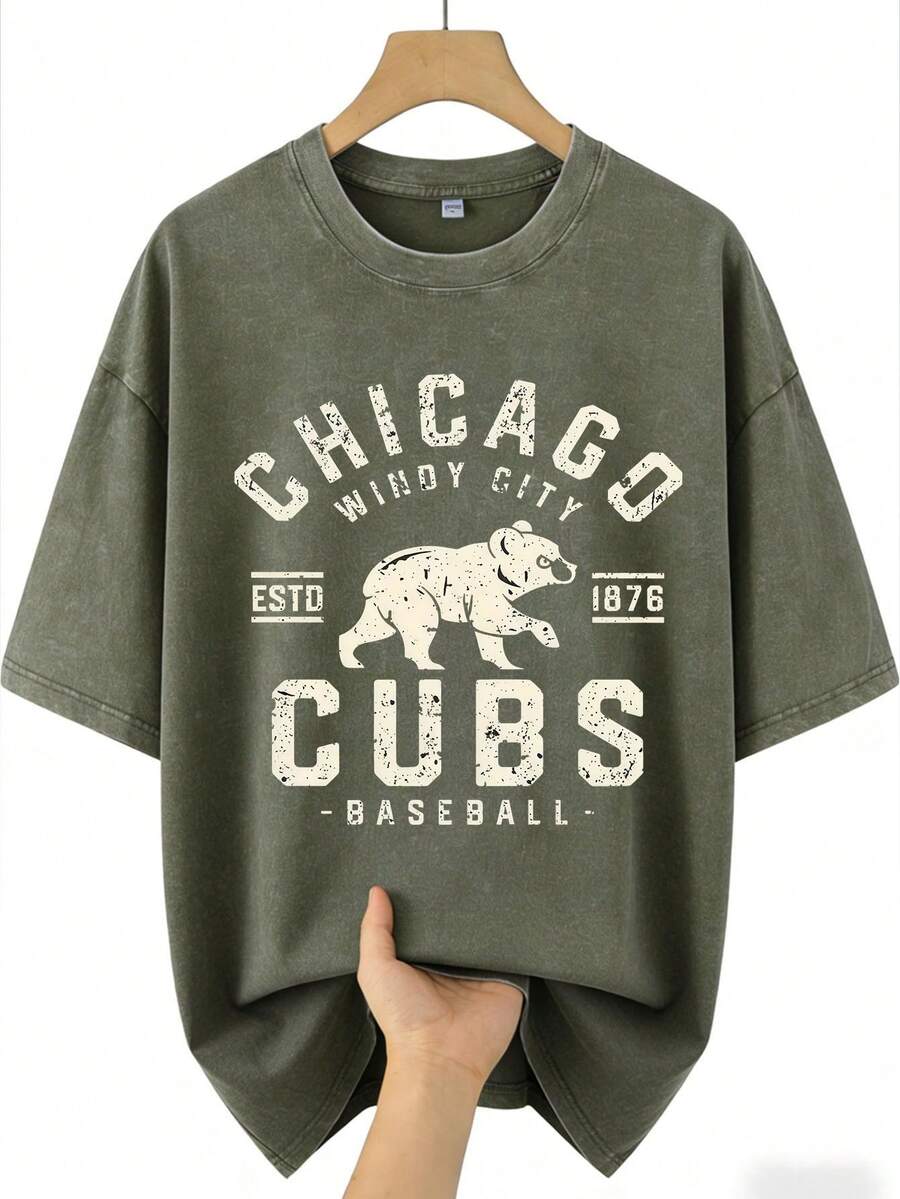 SpringSummer American Retro Sporty Style Chicago Cubs Pattern T-Shirt With Printed Pattern 230g Water Washed Black Aging Craftsmanship To Cover Meat And Look Thin Shoulder Short Sleeve Men - 軍綠色 - 查看 1