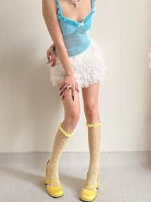 A Pair Of Sweet Girl-Style Satin Wooden-Earbud Lace Mid-Thigh Stockings. Multi-Color Open Mesh Lace Flowered Stockings Suitable For Revealing Style In Spring And Summer. Spring/Summer Lolita J.K. Style Girl Accessories. - 黃色 - 查看 6