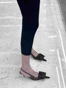 Mẫu sandal cao gót mũi nhọn kiểu dáng mới mùa xuân 2026, hở gót, trang trí hoa, gợi cảm và thanh lịch, [Lưu ý: Hoa 3D được làm thủ công, hình dạng có thể thay đổi ngẫu nhiên] - màu nâu - Xem 6