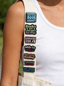 9件套创意个性化金属胸针书本系列英文字母书合金学生书包配饰胸针，可作为日常佩戴的礼物送给朋友 - 彩色 - 查看 11