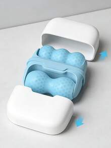 A Reusable Silicone Ice Roller For The Face And Eyes, Featuring A Leak-Proof Design That Effectively Shrinks Pores, Alleviates Acne, And Soothes And Brightens The Complexion. - Multicolor - View 4