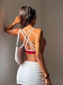 Women's Yoga Sports Bra Sleeveless Cropped Activewear Top, Elastic Fitness Workout Top, Breathable - Red - View 2