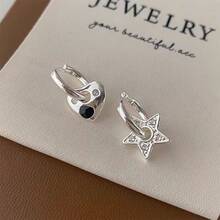 Sweet & Cool Style Heart Ear Clips – Light Luxury High-End Plain Hoop Earrings – Designer Star & Butterfly Studs For Women - Gold Daisy Earrings - View 9