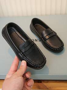 1 Pair New Kids Casual Loafers, Lightweight & Breathable Slip-On Shoes For Boys & Girls - Black - View 2