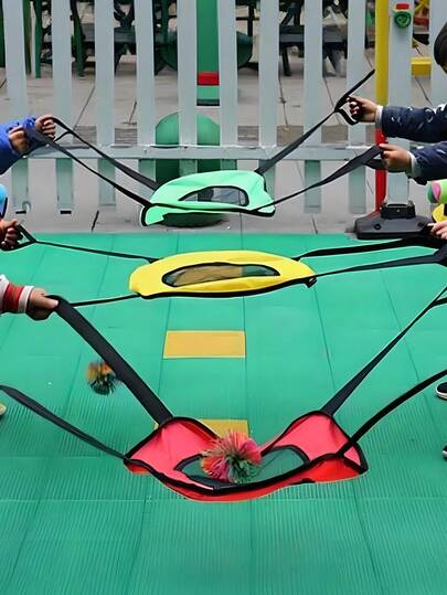 2件套互动投掷接球游戏套装，包含弹性投掷圈和球，轻便可折叠，节省空间，适合感觉统合训练和手眼协调练习，是派对、家庭聚会和各种场合的理想选择，也是生日、派对和毕业的绝佳礼物（蓝色、绿色、红色）。