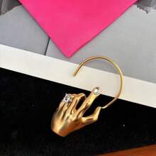 1pc Women's Minimalist 3D Palm Stud Earrings, Exaggerated Creative Rhinestone Ear Cuff For Party - Hand Earring - View 6
