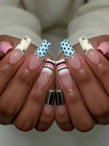 24片经典优雅波点条纹渐变亮面哑光假指甲，时尚百搭，适合约会、派对、春夏秋冬日常佩戴，可卸式按压设计，包含甲油胶和指甲锉，适合女性和女孩。 - 彩色 - 查看 1