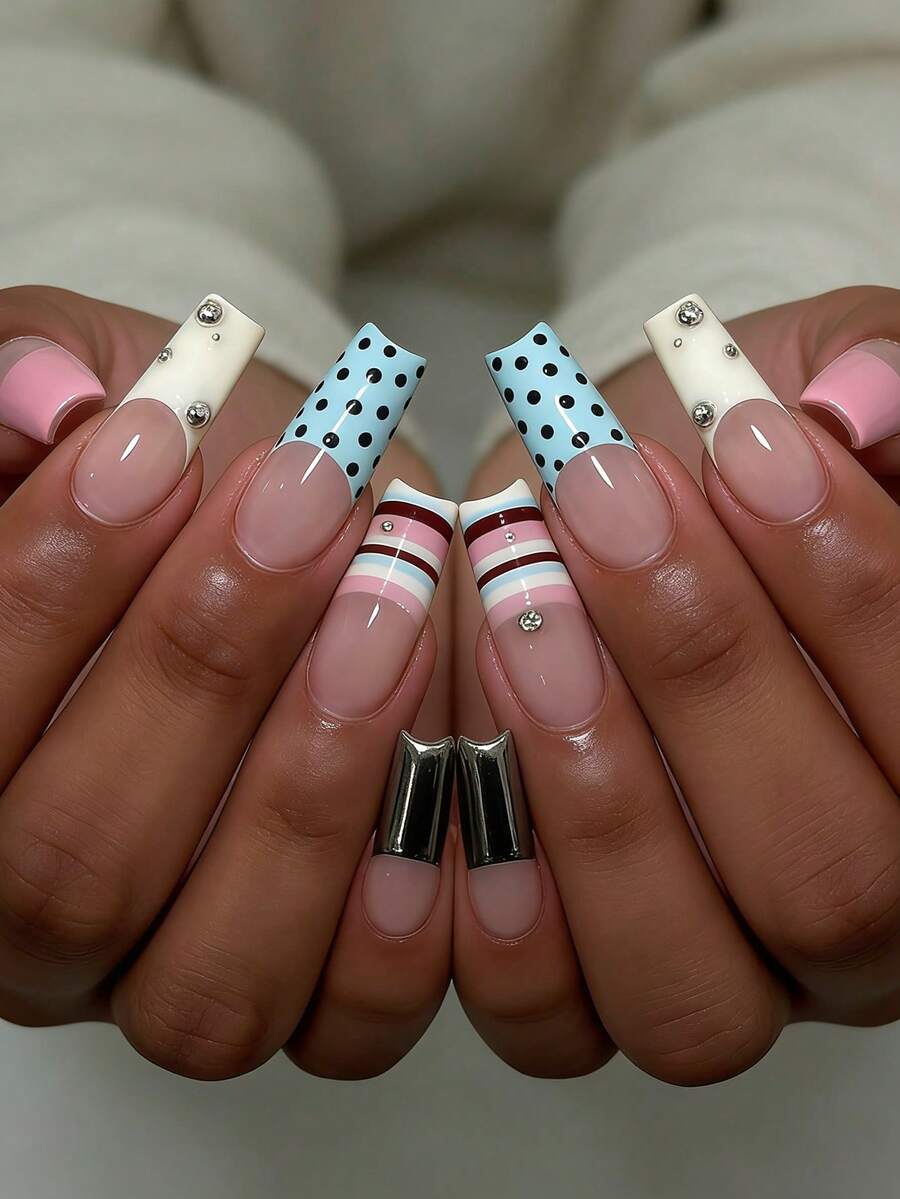 24片经典优雅波点条纹渐变亮面哑光假指甲，时尚百搭，适合约会、派对、春夏秋冬日常佩戴，可卸式按压设计，包含甲油胶和指甲锉，适合女性和女孩。 - 彩色 - 查看 1