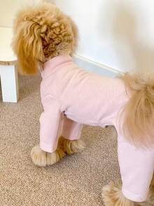 Bộ đồ mặc nhà thoải mái cho chó nhỏ 4 chân - Được làm từ sợi polyester: Chống nhăn, thấm hút mồ hôi và co giãn. Bộ đồ mặc nhà, thiết kế che phủ toàn bộ bụng, thắt lưng co giãn. - Hồng - Xem 6