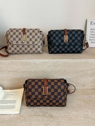 1pc Retro Style Women's Crossbody Bag, Vintage Plaid Ladies' Shoulder Bag, Metal Decor Flap Cover Bag, Unisex Travel Small Square Bag, Can Hold Women's Wallet, Money Pouch, Coin Purse, Cosmetics, Suitable For Office, Casual, Travel, Photography And Various Holiday Gifts For Friends, Parents Or Girlfriend