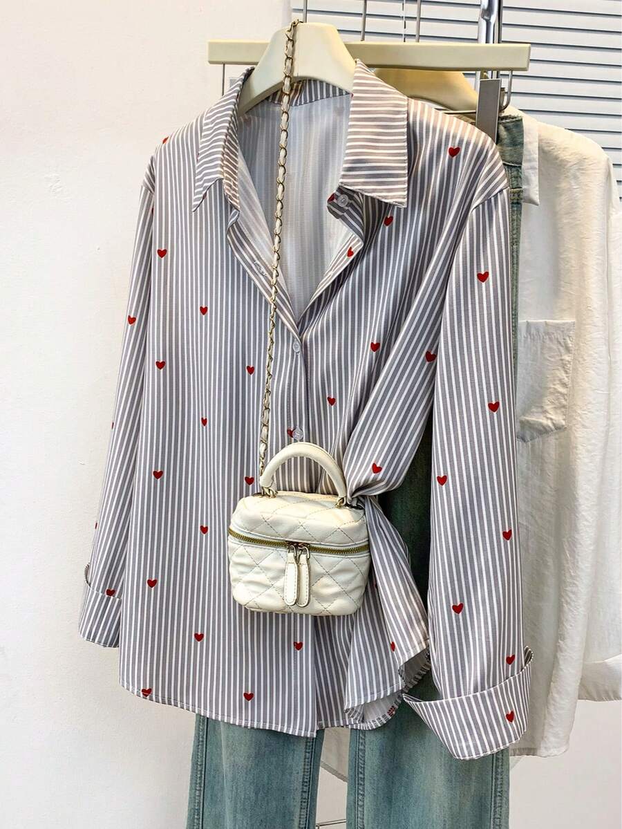 女士心形印花 Polo 领条纹衬衫 - 休闲纽扣长袖衬衫，适合春、夏、秋季日常穿着 - 淺灰色 - 查看 1