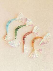 这是一款逗猫棒，是猫咪自娱自乐的宝藏玩具！它采用柔韧的网状材料制成，搭配清脆的纸片和活泼的铃铛，发出“嘘”的摇晃声和“叮咚”的叮当声，瞬间吸引猫咪的注意力，并刺激其狩猎本能。 - 彩色 - 查看 5