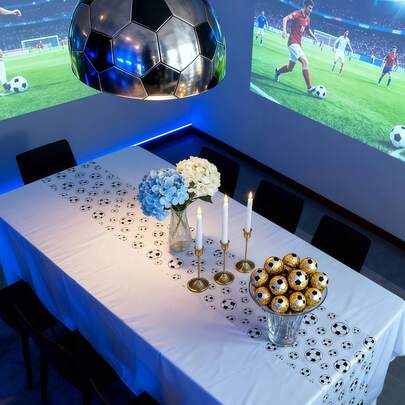 1 pièce Chemin de table de football - Décoration de fête de la Coupe du monde, convient pour la table à manger et la cuisine - Cadeau de fête sportive en polyester, motif rayé moderne, essentiel pour les fans de football, accessoire d'accueil à la maison, disponible en plusieurs tailles, 100% polyester, chemin de table d'anniversaire durable, décoration de fête à thème football, nappe de table pour événement sportif