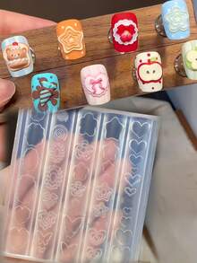 1 pieza Molde de arte de uñas de silicona transparente con diseños lindos de marco, globo de texto, estrella, corazón, manzana y mariposa - transparente - Ver 12