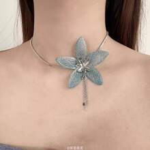 Fashionable And Fresh Blue Fabric Flower Tassel Collarbone Necklace, Sweet And Versatile, Flattering Short Necklace - 藍色花朵項鍊 - 查看 2