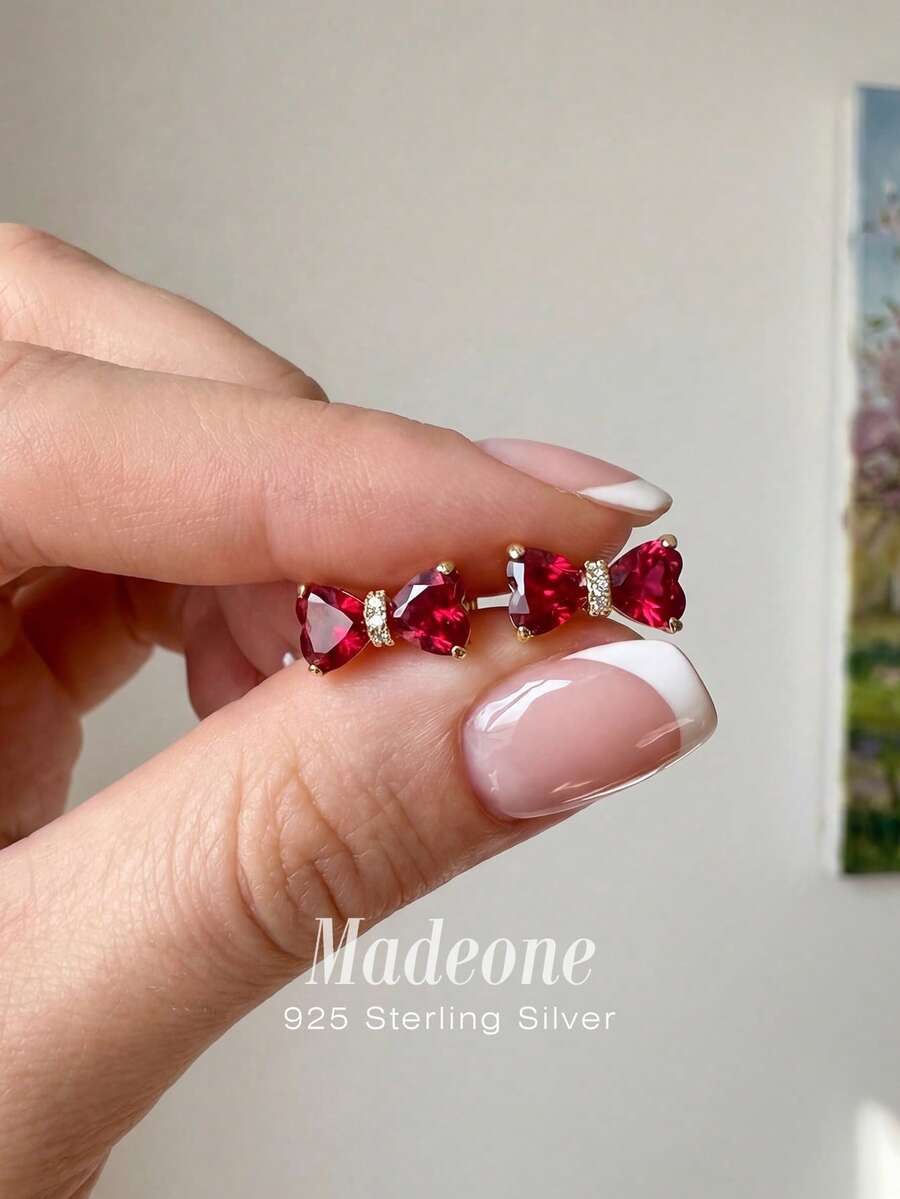 MADEONE 1对925纯银心形耳钉,女士耳环,节日、生日、婚礼、订婚、新娘首饰、情人节礼物 - 愛心耳釘-紅鋯 - 查看 1