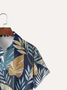 Golden And Blue Tropical Leaf Pattern Symbolizing Freedom And Natural Vitality 3D Print Short Sleeve Button Up Casual Men's Summer Shirt - trắng - Xem 3