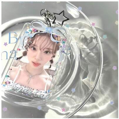 1 chiếc hộp đựng thẻ acrylic hình ngôi sao và nơ, có tính thẩm mỹ cao, hình hạt đậu tình yêu, nhỏ gọn, 3 inch, dùng để bảo vệ thẻ và giấy tờ.