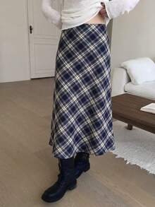 Chân váy xẻ tà cạp cao kẻ caro, kiểu dáng thường ngày, thích hợp cho kỳ nghỉ. - Màu xanh hải quân - Xem 7