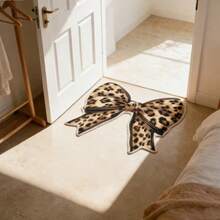 1pc Leopard Print Bow Decor Floor Mat, Decorative Carpet, Bedroom Decor, Small Rug, Carpet, Home Decor, Living Room Carpet, Living Room Small Rug, Bedroom Rug, Living Room Home Decor, Outdoor Rug, Washable Carpet - Multicolor - View 4