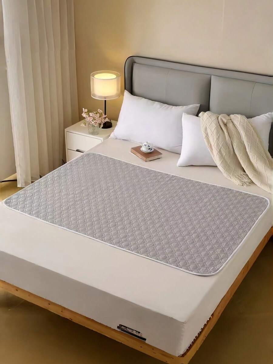 1 tấm lót huấn luyện thú cưng chống thấm nước, nhẹ, chống trơn trượt, phù hợp cho mèo và chó, bề mặt nhanh khô, có thể tái sử dụng và giặt được, phù hợp với nhiều kích cỡ thú cưng, sử dụng được quanh năm. - Một cỡ - Xem 1