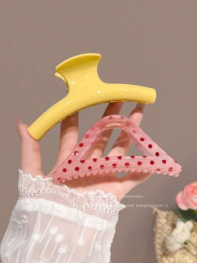 2pcs Korean Style Polka Dot Triangle Hair Clips, 2026 New Yellow Shark Shaped Hair Clips, Hair Accessories