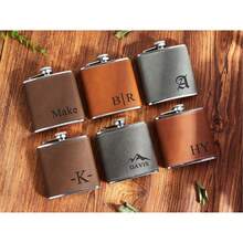 Petaca de cuero personalizada, regalo para padrinos de boda, mejor regalo para hombres, petaca de cuero, petaca para padrinos de boda grabada personalizada, petaca de boda, regalo para papá grabado, regalo para el novio, regalo para el novio, regalo para el esposo, regalo único para propuesta de padrino de boda y despedida de soltero, regalo para el Día del Padre, multifuncional, decorativa, reutilizable, refinada, de moda, de alta calidad, colorida, moderna, personalizada, única, crea una atmósfera cálida, decoración navideña, amor eterno - Multicolor - Ver 6