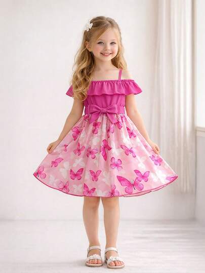 女童甜美公主连衣裙，蝴蝶印花蓬蓬裙，吊带露肩荷叶边设计，收腰剪裁，夏季公主甜美风