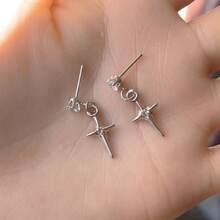 精致十字架吊坠耳环，时尚奢华学生风耳夹，女士春夏款 - 銀色 - 查看 3