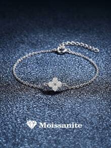 1 chiếc vòng tay mặt dây chuyền hình cỏ bốn lá tinh tế bằng bạc sterling 925 mạ vàng 18K, kiểu dáng tối giản, không gây dị ứng, có thể đeo chồng lên nhau, quà tặng hàng ngày/đám cưới/lễ đính hôn cho phụ nữ - Bạc - Xem 1