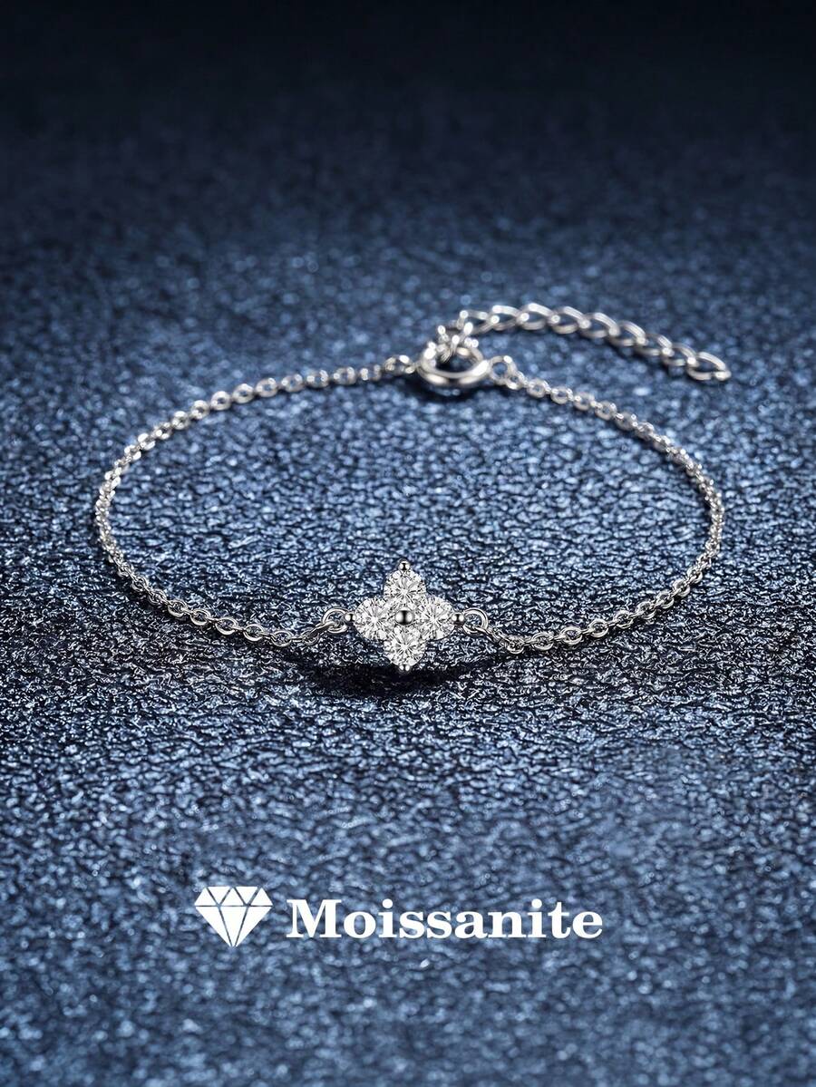 1 chiếc vòng tay mặt dây chuyền hình cỏ bốn lá tinh tế bằng bạc sterling 925 mạ vàng 18K, kiểu dáng tối giản, không gây dị ứng, có thể đeo chồng lên nhau, quà tặng hàng ngày/đám cưới/lễ đính hôn cho phụ nữ - Bạc - Xem 1