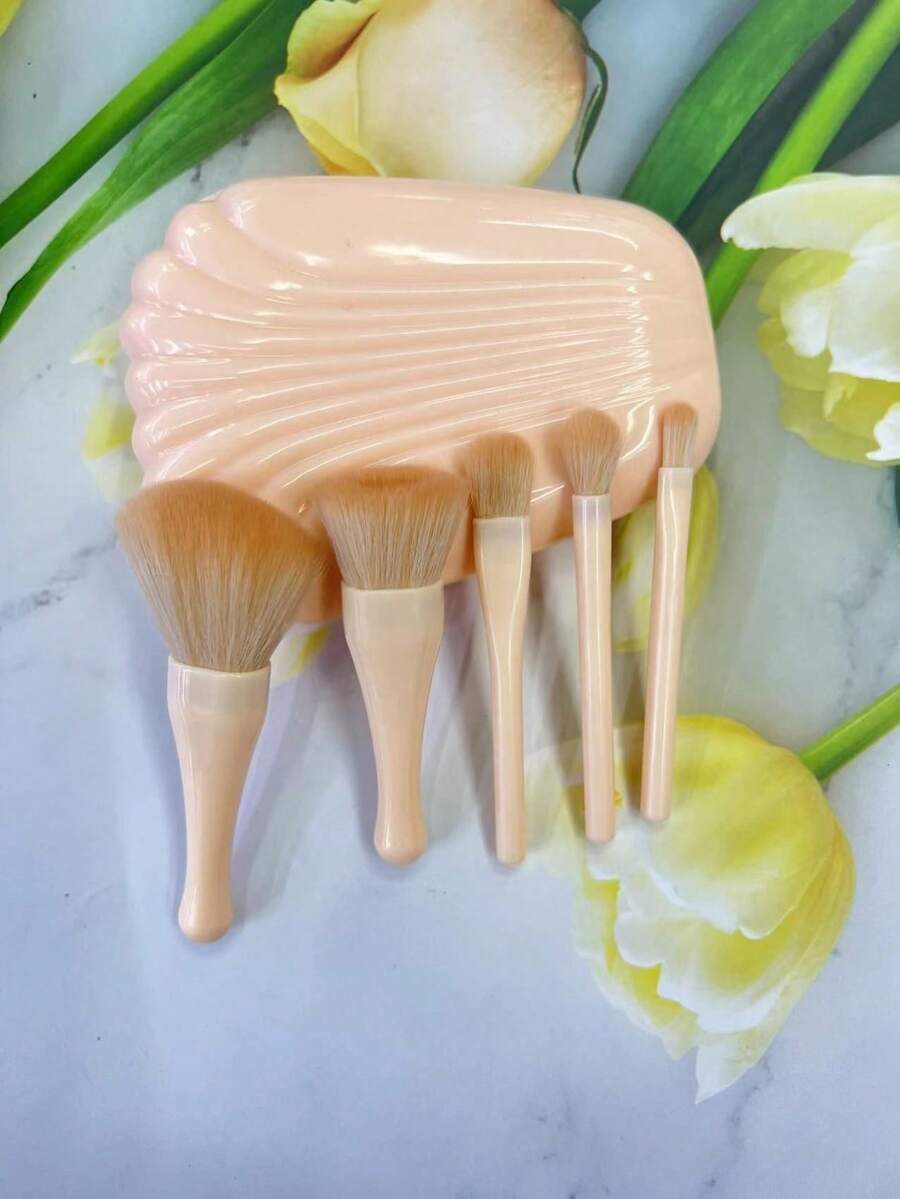 6 piezas Juego de brochas de maquillaje con diseño de concha, brochas de maquillaje mini portátiles, adecuadas para viajes, tocador, maquillaje, herramientas de maquillaje, Día de San Valentín, Día de la Madre, regalo para mujeres, artículo promocional, brochas de maquillaje profesionales, kit de maquillaje completo - Espejo con forma de concha marina y juego de brochas de maquillaje - Ver 1