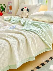 Soft Quilted Waffle Blanket, Moisture-Wicking & Breathable, Lightweight Summer Quilt, Fashionable Printed Comforter, Filled With Feather-Soft Cotton. Healthy Dyed, Water-Resistant, Waffle Fabric Washed Crafted, Soft & Skin-Friendly, Suitable For Nude Sleeping, Home & Bedroom Decor, 100% Polyester Material, Wedding Supplies, Valentine's Day Home & Bedroom Decor, Easter Gifts, Mother's Day Gifts, Suitable For All Seasons - White and Green - View 6