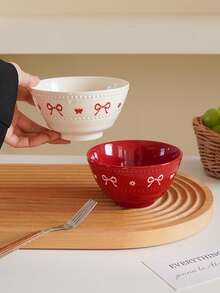 Bát sứ với họa tiết chấm bi và nơ dập nổi; Một chiếc bát tráng miệng tinh tế với họa tiết bướm; Đơn giản nhưng trang nhã; Lý tưởng để sử dụng hàng ngày trong gia đình, làm đồ dùng nhà bếp, đĩa phục vụ tiệc tùng và ăn uống, đĩa tráng miệng trà chiều và giá đựng bánh; Hoàn hảo làm quà tặng - Nhiều màu - Xem 10