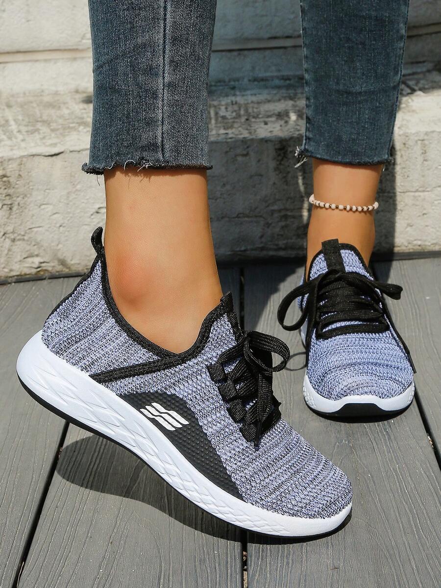 2026 Spring/Summer New Lightweight Knitted Casual Shoes, Breathable Mesh Soft Bottom Shock-Absorbing Daily Sports Shoes