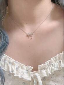 1pc Bowknot Necklace, Suitable For Daily Wear - Silver - View 2