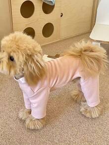 Bộ đồ mặc nhà thoải mái cho chó nhỏ 4 chân - Được làm từ sợi polyester: Chống nhăn, thấm hút mồ hôi và co giãn. Bộ đồ mặc nhà, thiết kế che phủ toàn bộ bụng, thắt lưng co giãn. - Hồng - Xem 8