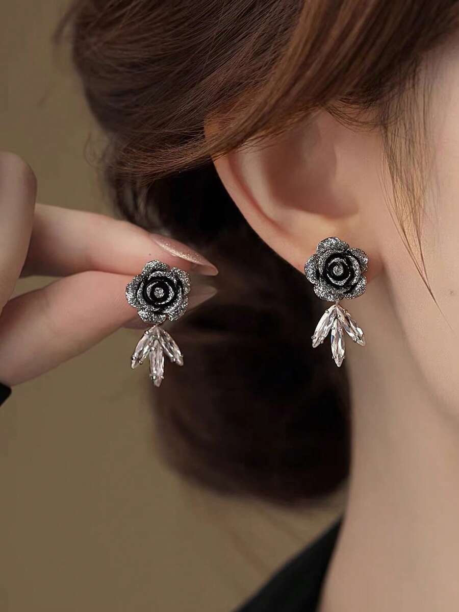 1 Pair Elegant Personalized Luxury French Classic Black Ombre Sparkling Rose Design Niche Unique High-End Artificial Glass Inlaid Earrings, Suitable For Women's Daily Casual, Dance, Party, Banquet, Vacation Wear