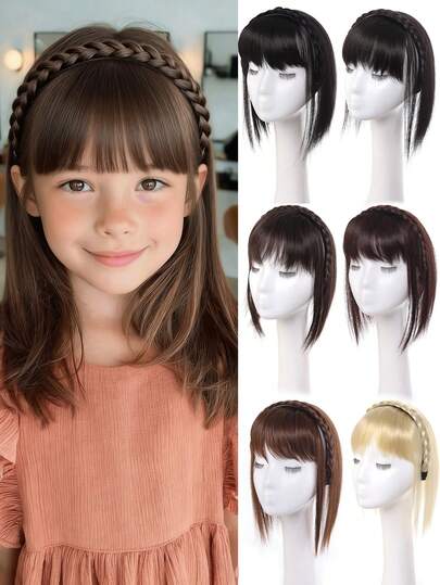 Tóc giả tổng hợp kiểu tết bím, có băng đô, mái bằng kiểu Pháp, một mảnh giúp tăng lượng tóc trên đỉnh đầu, thích hợp để đội hàng ngày và trong các dịp lễ hội cho bé gái và trẻ em.
