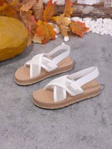 1 Pair White Flat Sandals For Big Kids, Solid Color Soft Breathable Mesh Strap, Round Toe Open Toe Lightweight Flexible Sole, Elastic Back Strap Slip-On Design, Fashionable Minimalist Beach/Holiday Style, Suitable For Casual, Beach, Campus Wear, Spring/Summer New Arrival - White - View 3