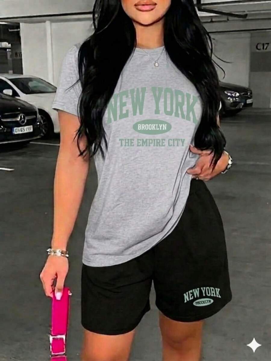 Conjunto de short y playera cuello redondo,con estampado - Gris Claro - Ver 1