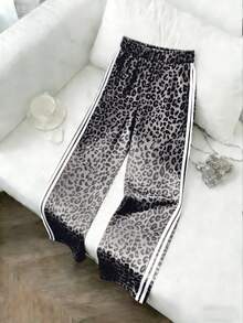 Pantalones con estampado de leopardo y cintura elástica con decoración de rayas laterales para vacaciones de primavera, talla grande para mujer - Gris - Ver 2