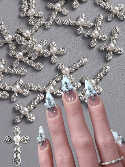 Đá trang trí móng tay hình thánh giá 3D đính ngọc trai, kiểu dáng Y2K Punk Gothic với họa tiết thánh giá và ngọc trai, phụ kiện làm móng nghệ thuật dành cho nữ và bé gái, tự làm móng tại nhà và tại salon.