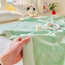 夏季降温被，空调被，可机洗夏季被，单人/双人床适用，轻薄透气，适合露营和徒步旅行，不含枕套和内芯 - 薄荷綠 - 查看 7