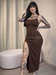 Women's Brown Long Dress In Spandex With Padded Cups, Open Back, Laced Detail, And Sensual Slit. - 鏽棕色 - 查看 5